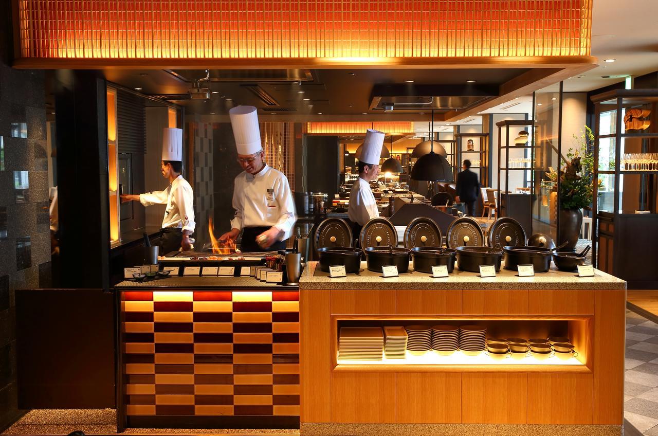 Grand Prince Hotel Shin Takanawa Präfektur Tokio Exterior foto A live kitchen at a hotel